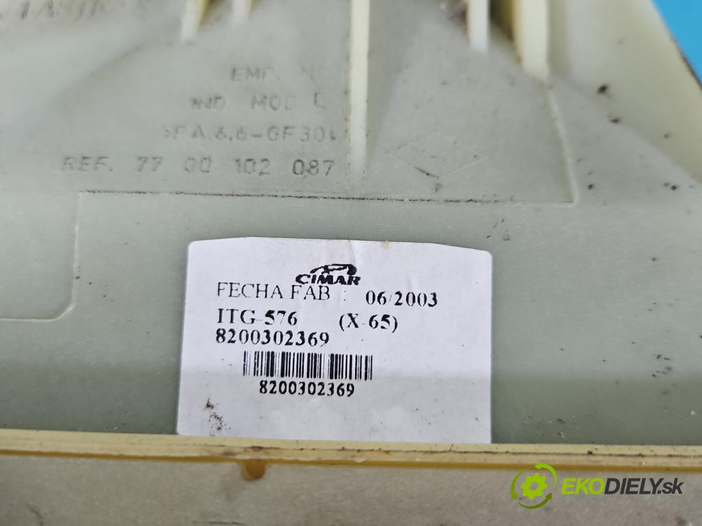 Renault Clio II 1998-2012 1,2.0 16V 75 HP manual 55 kW 1149 cm3 3- Páka: Změny: stupeň,rýchlosť 8200302369 (Rýchlostné páky / kulisy)