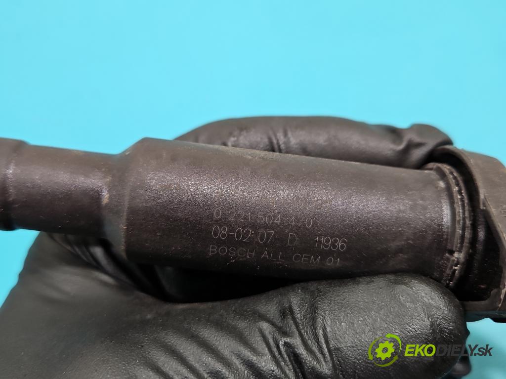 Peugeot 207 1.6 16v 120 HP manual 88 kW 1598 cm3 5- cievka zapaľovacia 0221504470 (Zapaľovacie cievky, moduly)