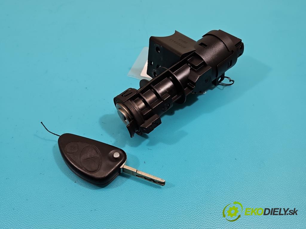 Alfa romeo Gt 1.9 jtd 150 HP manual 110 kW 1910 cm3 3- Spínačka  (Spínacie skrinky a kľúče)