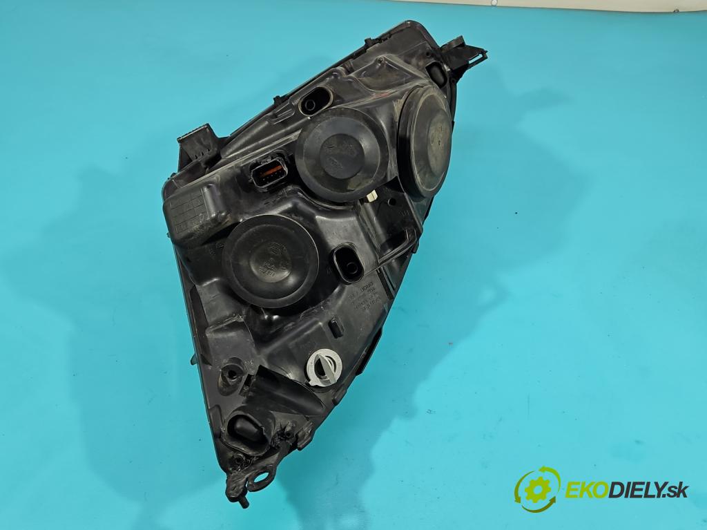 Citroen C4 Grand picasso I 2006-2013 2.0 HDi 136 HP automatic 100 kW 1997 cm3 5- Reflektor: pravý  (Pravé)