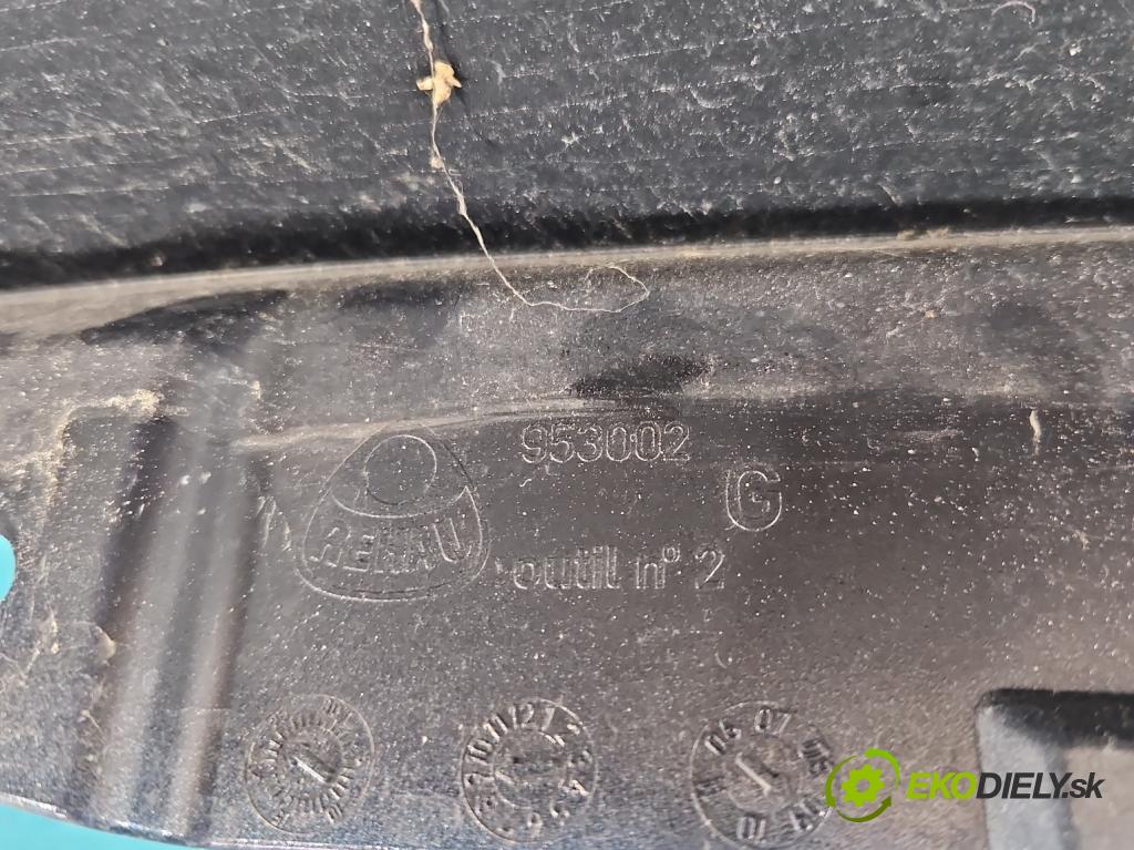 Citroen C4 Grand picasso I 2006-2013 2.0 HDi 136 HP automatic 100 kW 1997 cm3 5- blatník predné ľavý  (Predné ľavé)