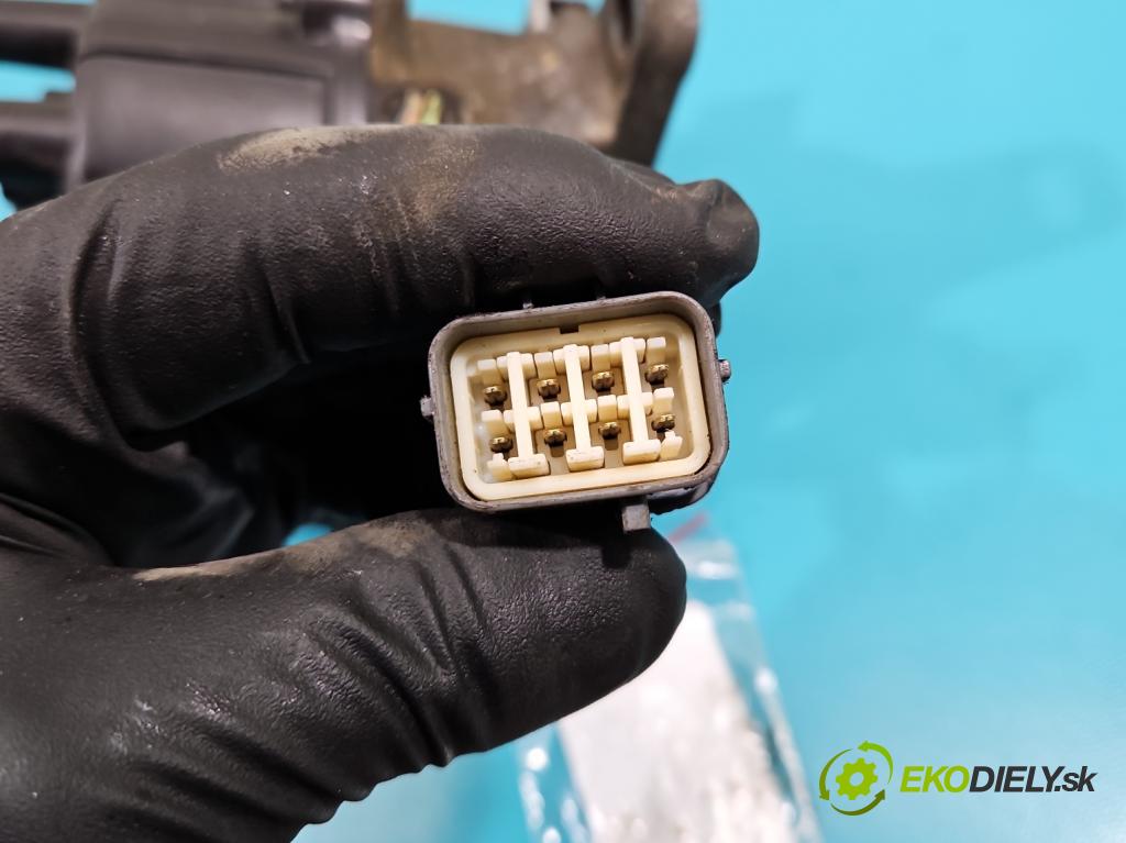 Honda HR-V I 1999-2006 1.6 16v 105 HP manual 77 kW 1590 cm3 3- rozdeľovač TD63U (Rozdeľovače)