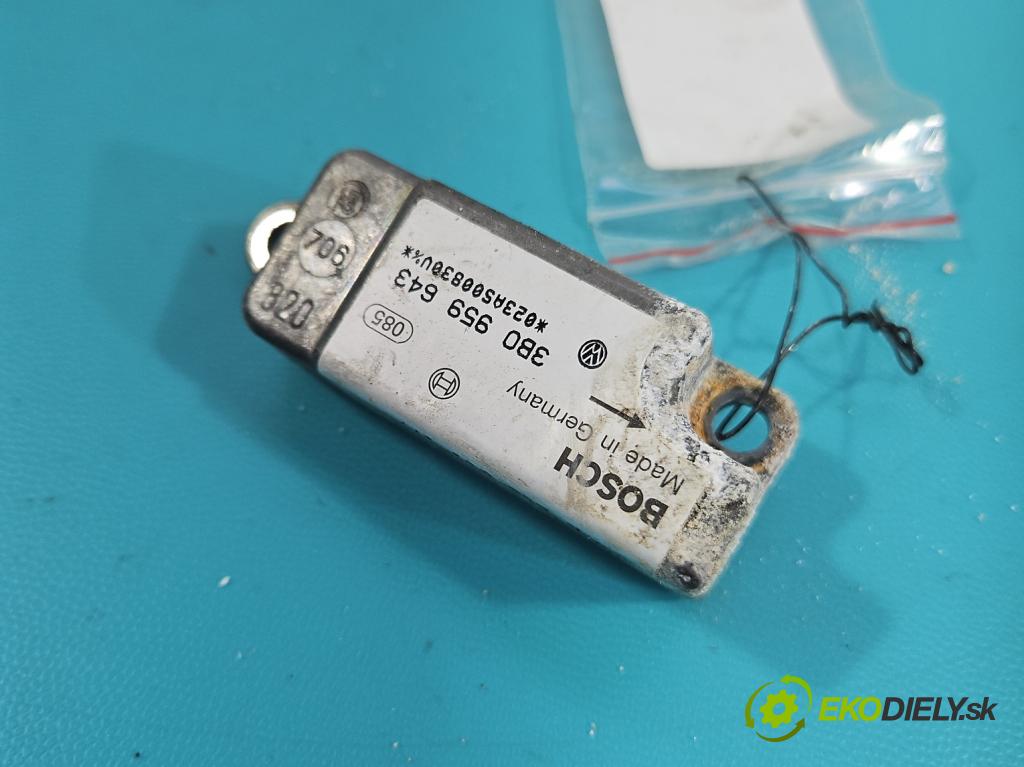 Vw Passat B5 1995-2005 1.9 tdi 110 HP manual 81 kW 1896 cm3 4- snímač šokovat: 3B0959643 (Snímač nárazu)