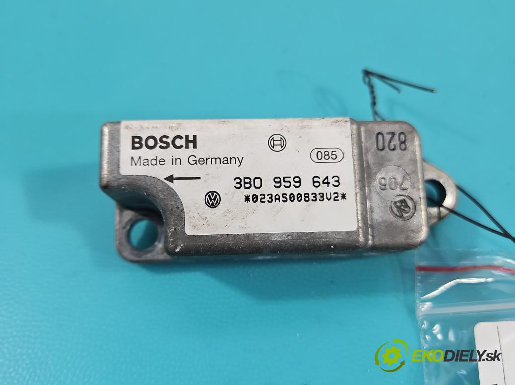 Vw Passat B5 1995-2005 1.9 tdi 110 HP manual 81 kW 1896 cm3 4- snímač šokovat: 3B0959643 (Snímač nárazu)