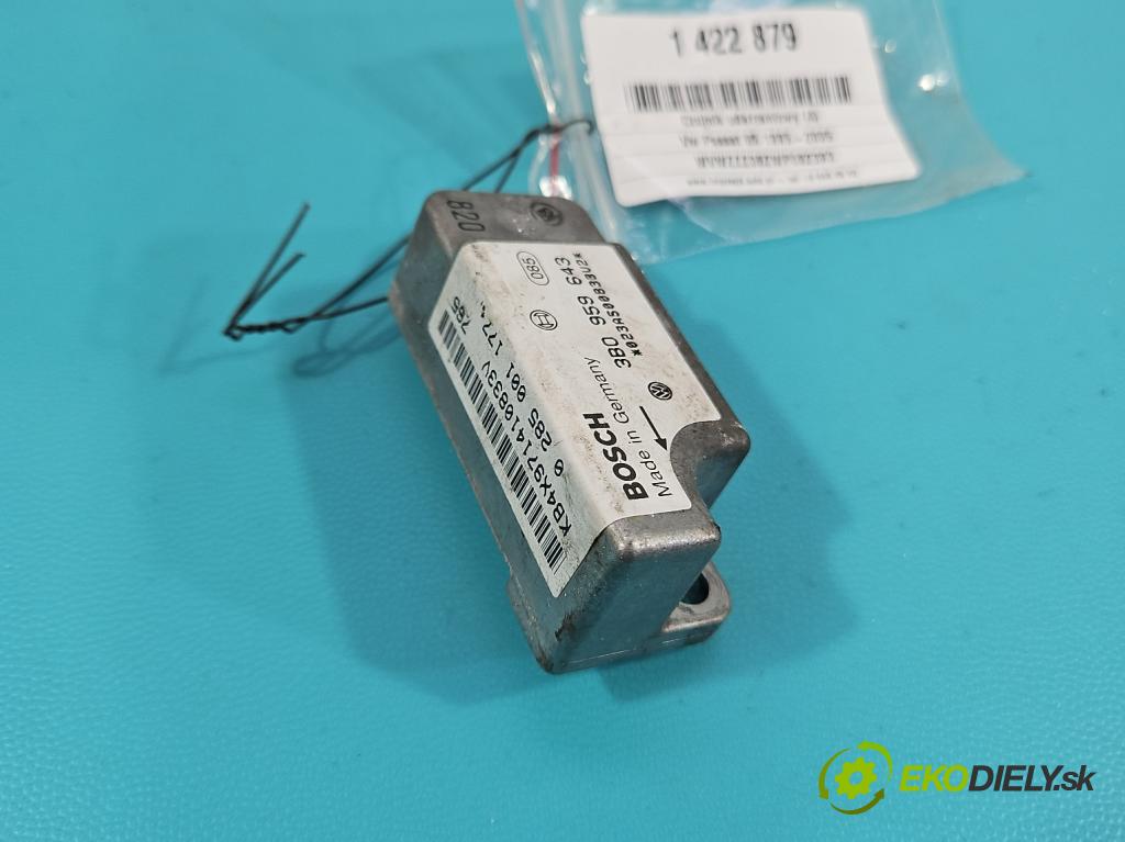 Vw Passat B5 1995-2005 1.9 tdi 110 HP manual 81 kW 1896 cm3 4- snímač šokovat: 3B0959643 (Snímač nárazu)