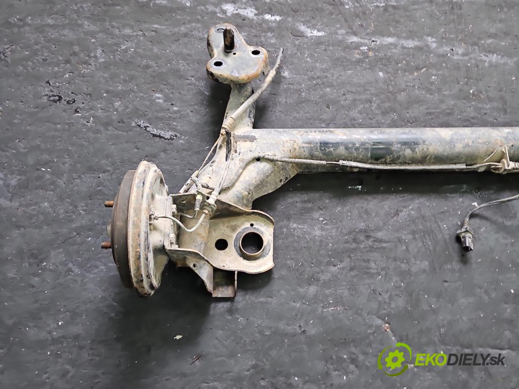 Ford Fiesta Mk6 2002-2008 1.4 16V 80 hp manual 59 kW 1388 cm3 3- zadní výztuha  (Výztuhy zadní)