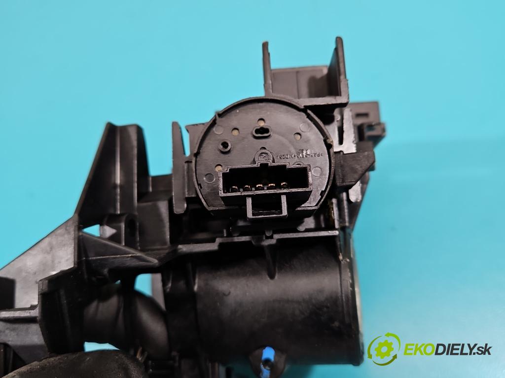 Opel Meriva A 2002-2010 1.7 CDTI 101 HP manual 74 kW 1686 cm3 5- Spínačka  (Spínacie skrinky a kľúče)