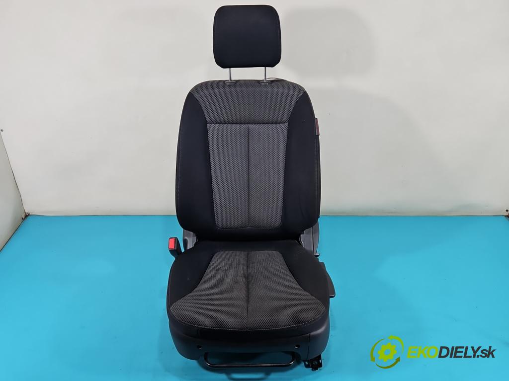 Hyundai Santa Fe II 2006-2012 2.2 CRDi 150 HP manual 110 kW 2188 cm3 5- Sedačka ľavý  (Sedačky, sedadlá)
