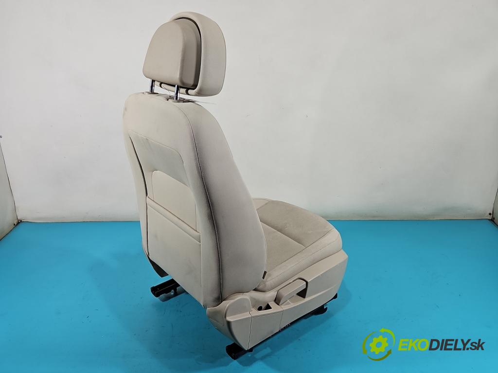 Opel Insignia A 2008-2017 2.0 T 220KM automatic 162 kW 1998 cm3 5- Sedačka pravý  (Sedačky, sedadlá)