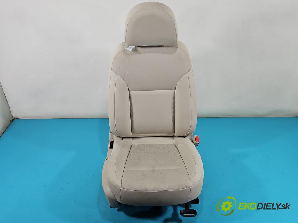 Opel Insignia A 2008-2017 2.0 T 220KM automatic 162 kW 1998 cm3 5- Sedačka pravý  (Sedačky, sedadlá)