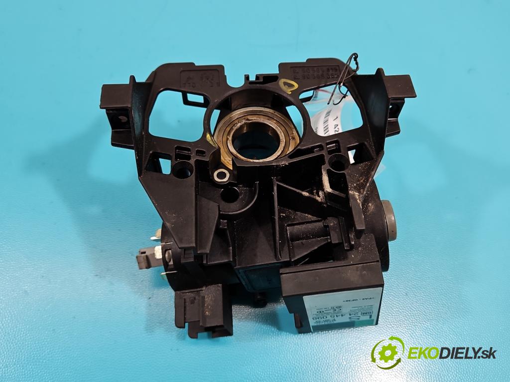 Opel Agila A 2000-2007 1.2 16V 75 HP manual 55 kW 1199 cm3 5- Spínačka  (Spínacie skrinky a kľúče)