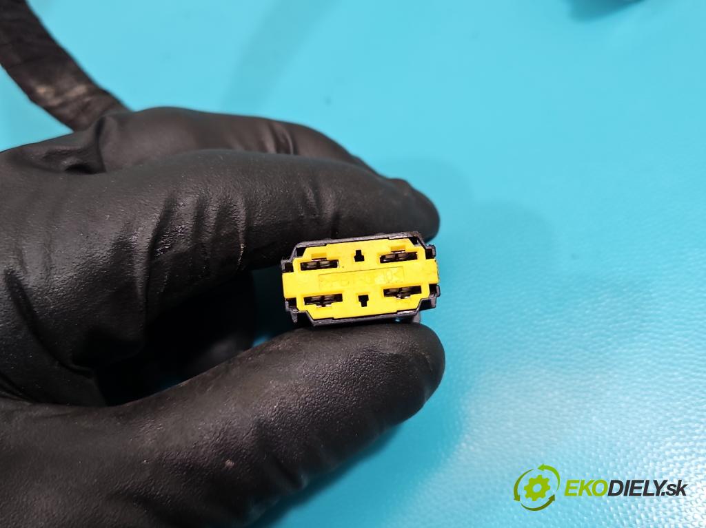 Renault Thalia II 2008-2013 1,2.0 16V 75 HP manual 55 kW 1149 cm3 4- Spínačka  (Spínacie skrinky a kľúče)