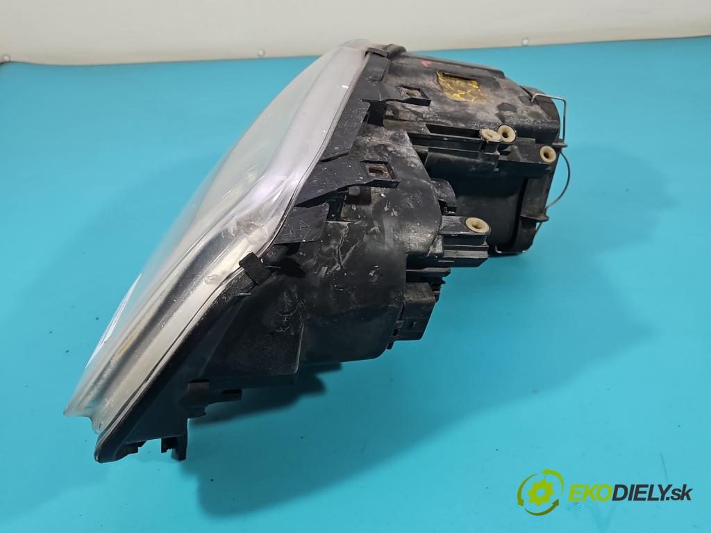 Vw Touran I 2003-2015 1.6 fsi 116 HP manual 85 kW 1598 cm3 5- Reflektor: pravý 0301205202 (Pravé)