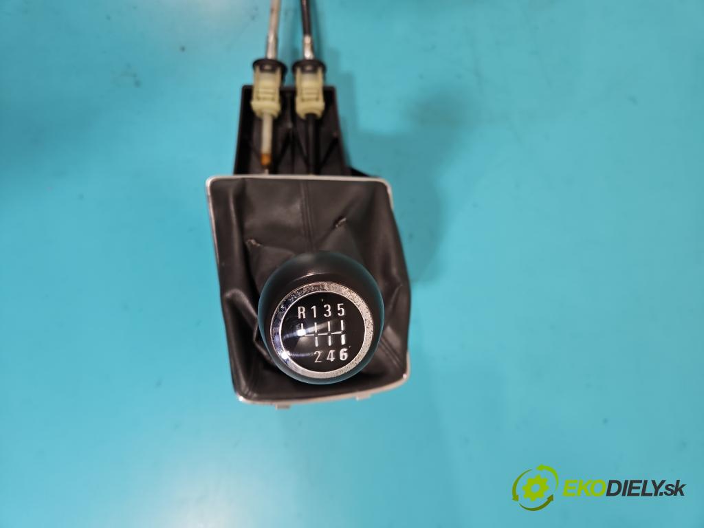 Opel Astra III 2004-2014 1.9 cdti 101 HP manual 74 kW 1910 cm3 5- Páka: Změny: stupeň,rýchlosť 055351706 (Rýchlostná páka (kulisa))