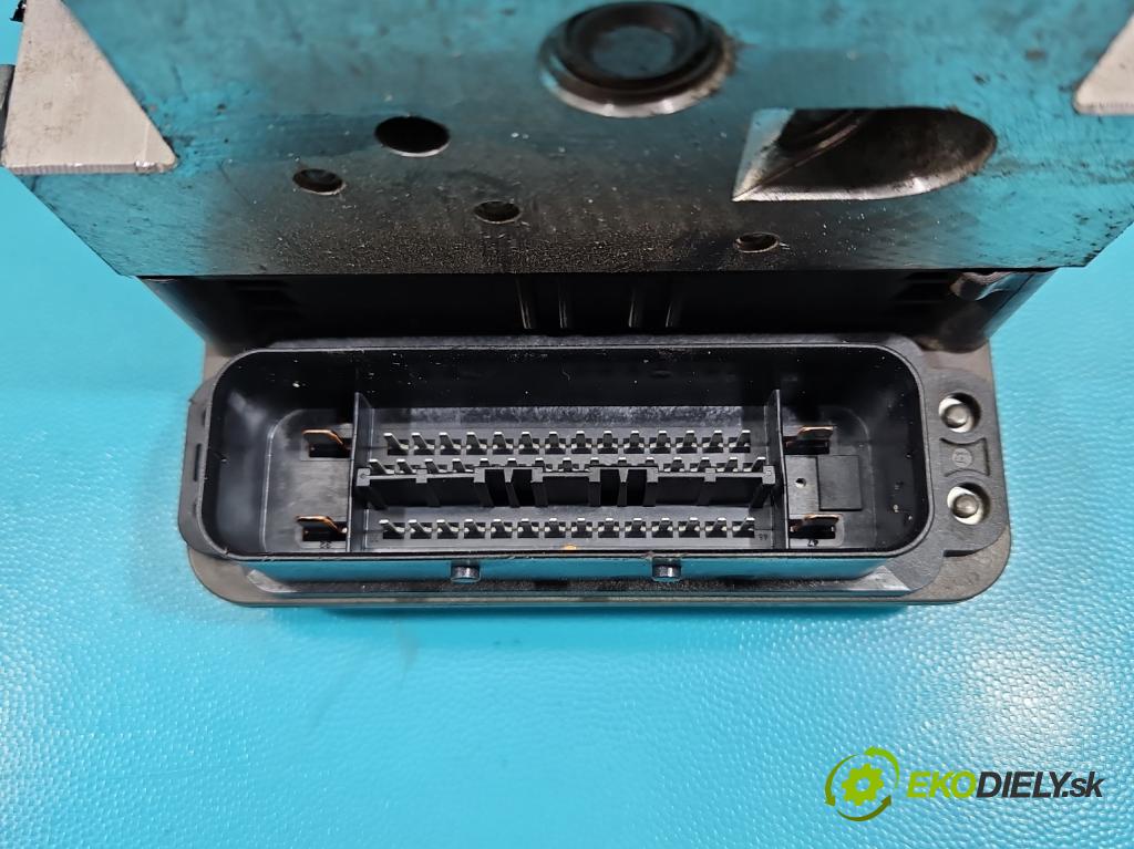 Audi A8 D4 2009-2017 3.0 TFSI automatic 213 kW 2995 cm3 4- čerpadlo abs 4H0614517D (Pumpy ABS)