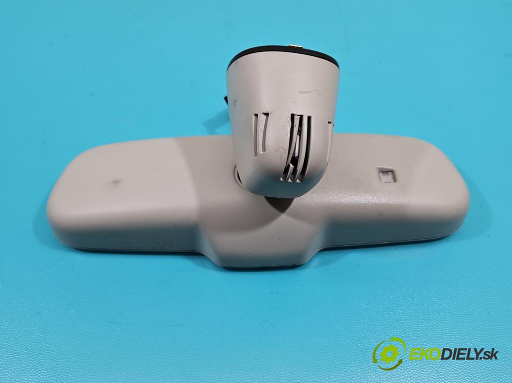 Audi A8 D4 2009-2017 3.0 TFSI automatic 213 kW 2995 cm3 4- zpětné zrcátko vnitřní  (Světla vnitřní)