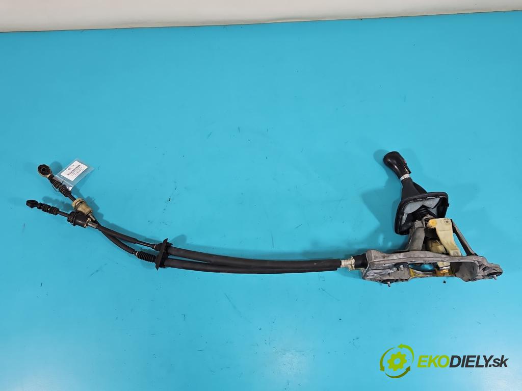 Mercedes A W169 2004-2012 2.0 cdi 109 HP manual 80 kW 1992 cm3 5- Páka: Změny: stupeň,rýchlosť A1693600409 (Rýchlostná páka (kulisa))