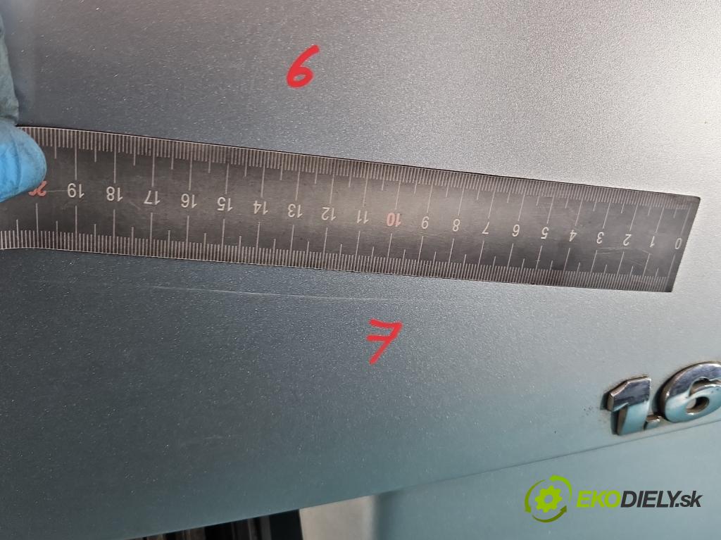 Vw Touran I 2003-2015 1.6 fsi 116 hp manual 85 kW 1598 cm3 5- zadní kufrové dveře  (Zadní kapoty)