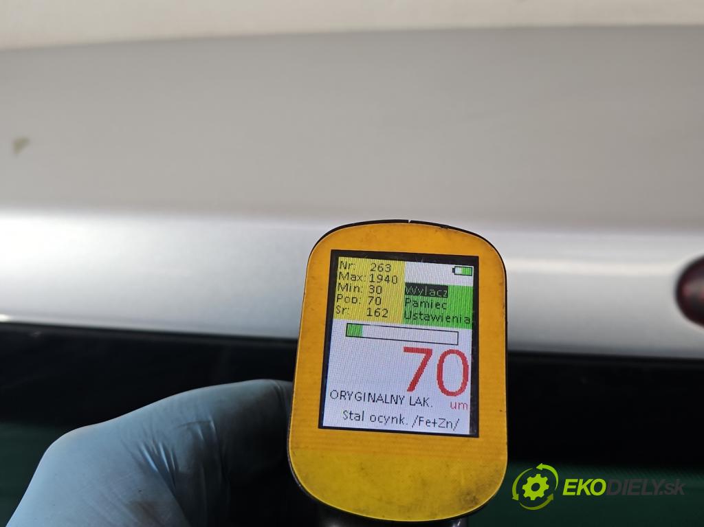 Vw Touran I 2003-2015 1.6 fsi 116 hp manual 85 kW 1598 cm3 5- zadní kufrové dveře  (Zadní kapoty)