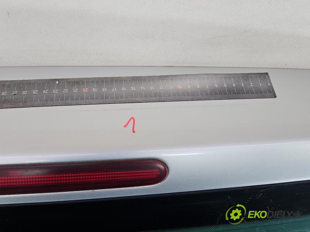 Vw Touran I 2003-2015 1.6 fsi 116 hp manual 85 kW 1598 cm3 5- zadní kufrové dveře  (Zadní kapoty)