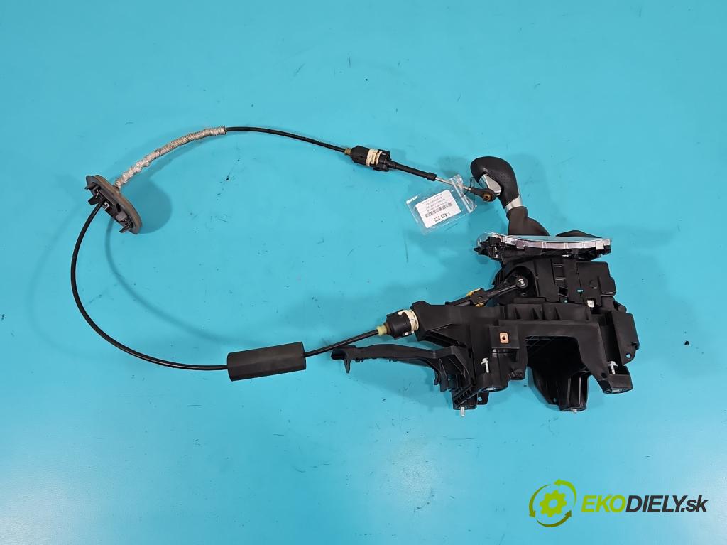 Opel Insignia A 2008-2017 2.0 T 220KM automatic 162 kW 1998 cm3 5- Páka: Změny: stupeň,rýchlosť 13252048 (Rýchlostná páka (kulisa))