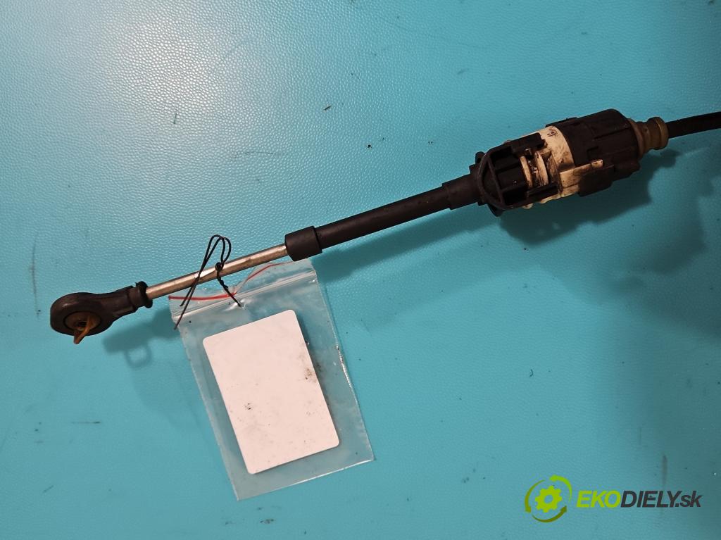 Opel Insignia A 2008-2017 2.0 T 220KM automatic 162 kW 1998 cm3 5- Páka: Změny: stupeň,rýchlosť 13252048 (Rýchlostná páka (kulisa))