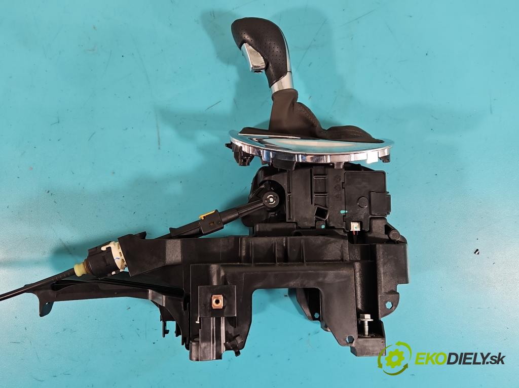 Opel Insignia A 2008-2017 2.0 T 220KM automatic 162 kW 1998 cm3 5- Páka: Změny: stupeň,rýchlosť 13252048 (Rýchlostná páka (kulisa))