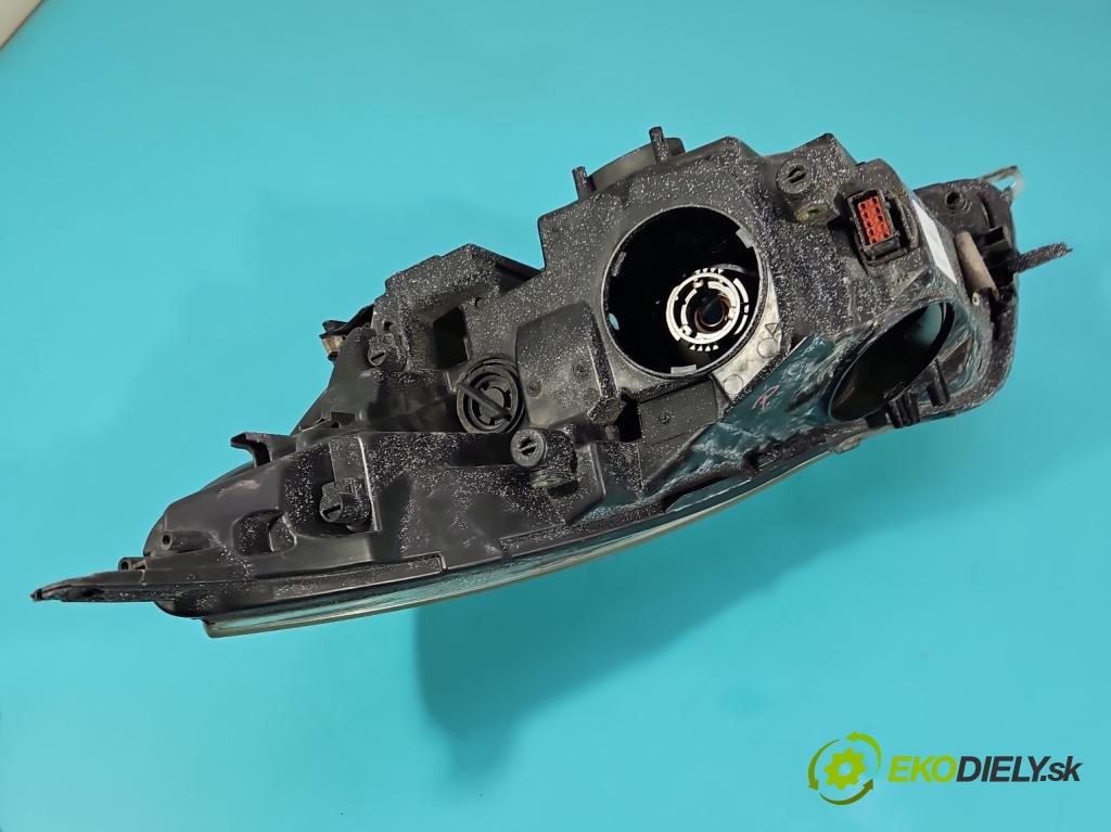 Opel Insignia A 2008-2017 2.0 T 220KM automatic 162 kW 1998 cm3 5- Reflektor: pravý  (Pravé)