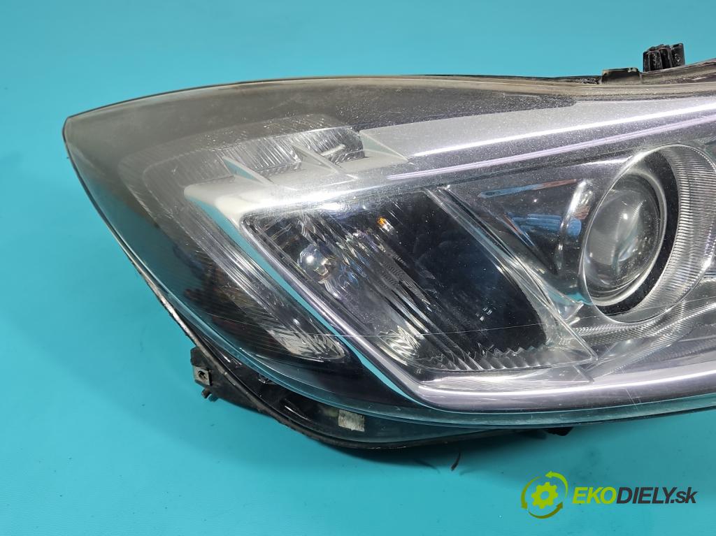 Opel Insignia A 2008-2017 2.0 T 220KM automatic 162 kW 1998 cm3 5- Reflektor: pravý  (Pravé)