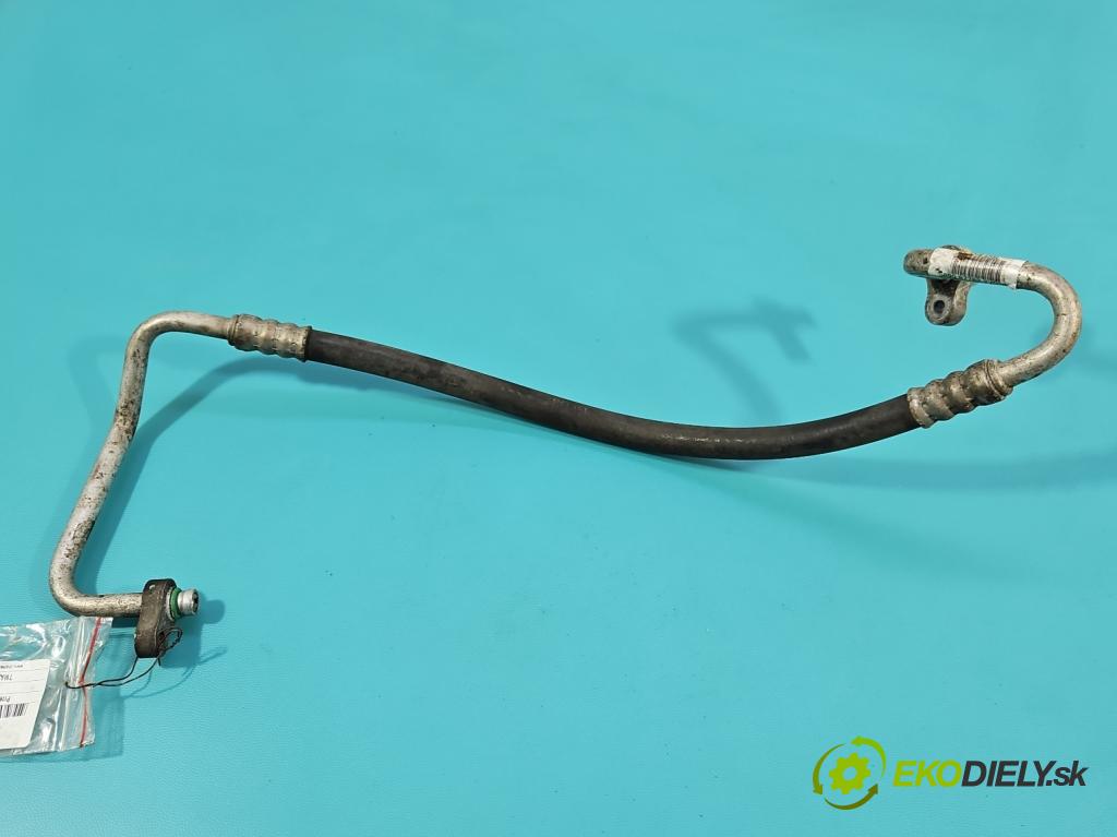 Hyundai Ix35 2.0 CRDI 136 HP manual 100 kW 1995 cm3 5- rúrka klimatizácie 97762-2Y000