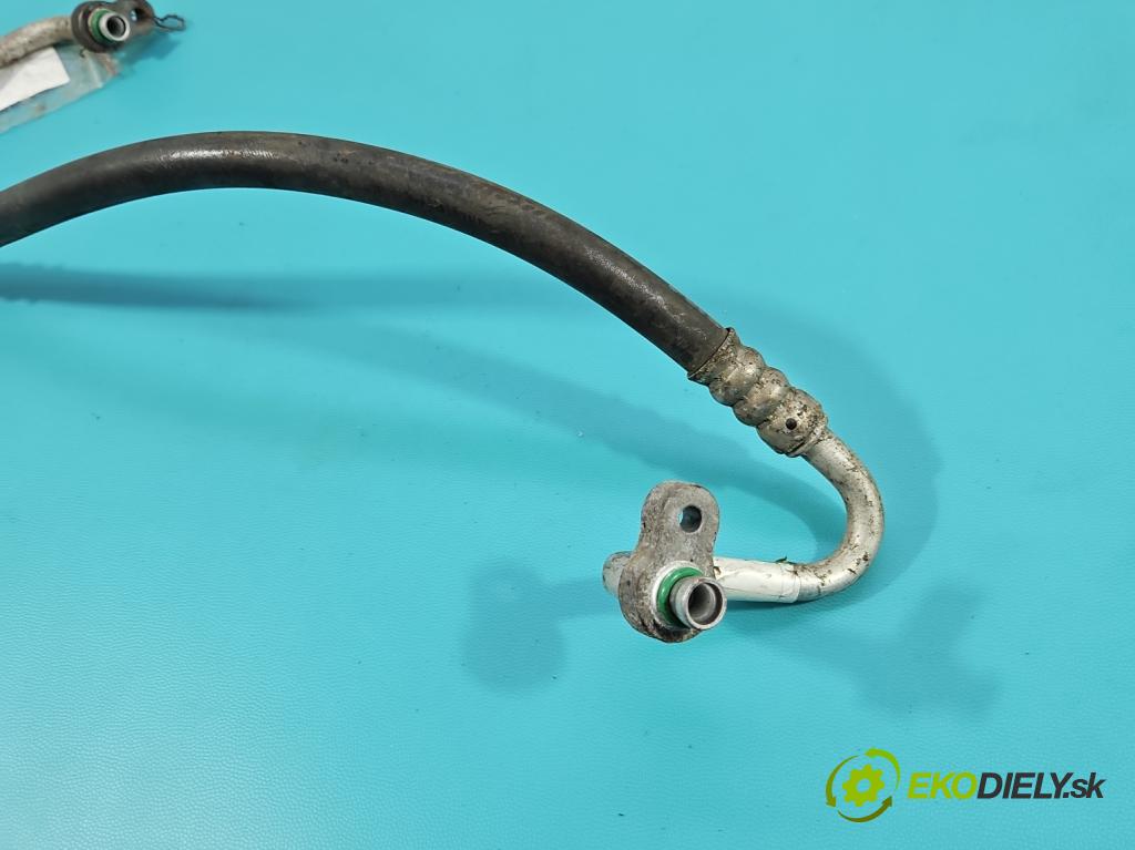 Hyundai Ix35 2.0 CRDI 136 HP manual 100 kW 1995 cm3 5- rúrka klimatizácie 97762-2Y000