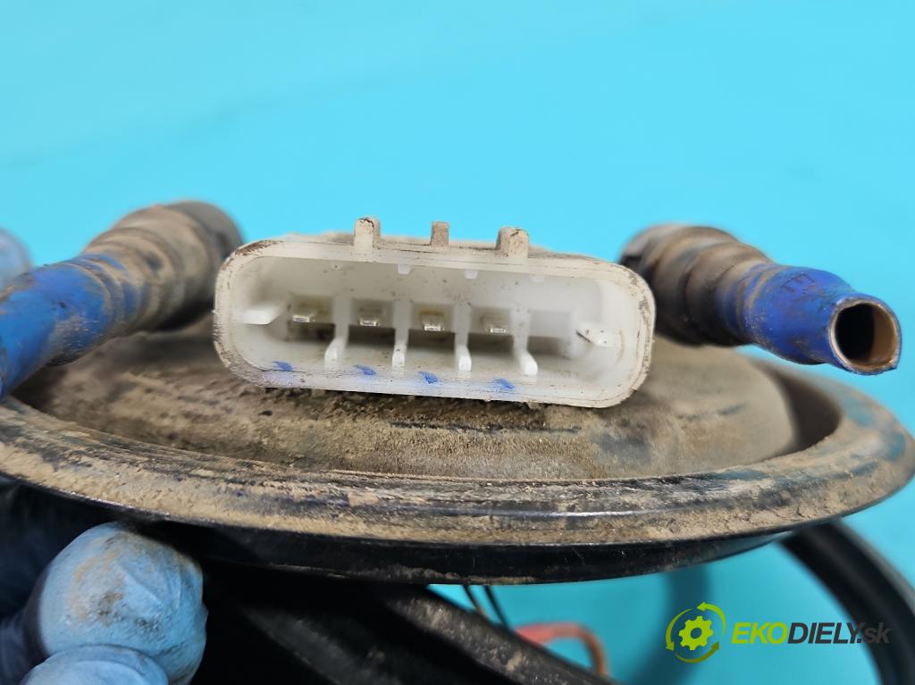 Opel Zafira A 1999-2005 1.6 16V 101 hp manual 74 kW 1598 cm3 5- čerpadlo paliva 90581614