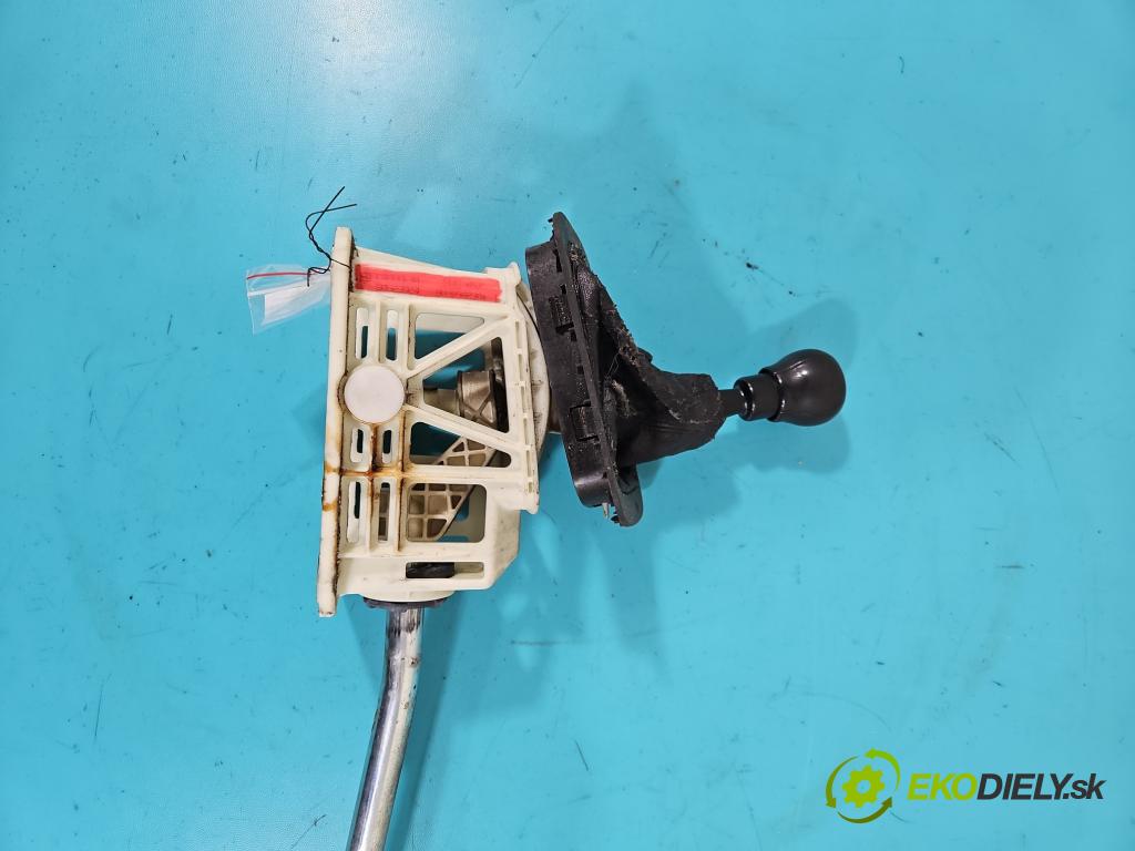 Opel Zafira A 1999-2005 1.6 16V 101 HP manual 74 kW 1598 cm3 5- Páka: Změny: stupeň,rýchlosť 90523924 (Rýchlostné páky / kulisy)