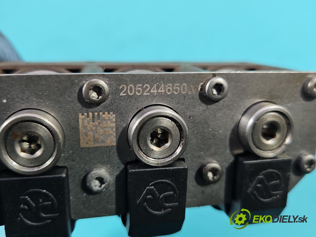 Opel Zafira A 1999-2005 1.6 16V 101 HP manual 74 kW 1598 cm3 5- vstrek LPG AC W02-4