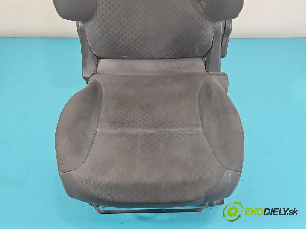 Citroen Berlingo II 2008-2018 1.6 HDi 90 HP manual 66 kW 1560 cm3 5- Sedačka ľavý  (Sedačky, sedadlá)