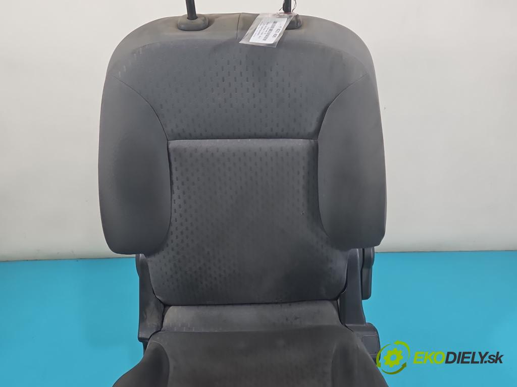 Citroen Berlingo II 2008-2018 1.6 HDi 90 HP manual 66 kW 1560 cm3 5- Sedačka ľavý  (Sedačky, sedadlá)