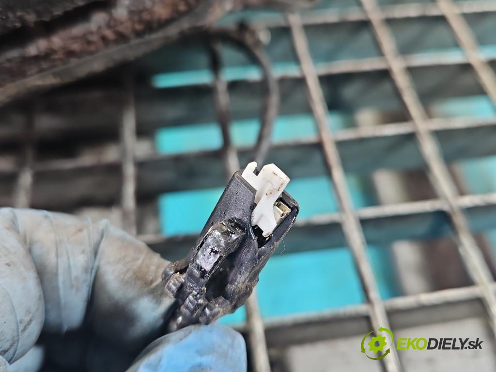 Hyundai Santa Fe II 2006-2012 2.2 CRDi 150 HP manual 110 kW 2188 cm3 5- náboj pravé  (Náboje)