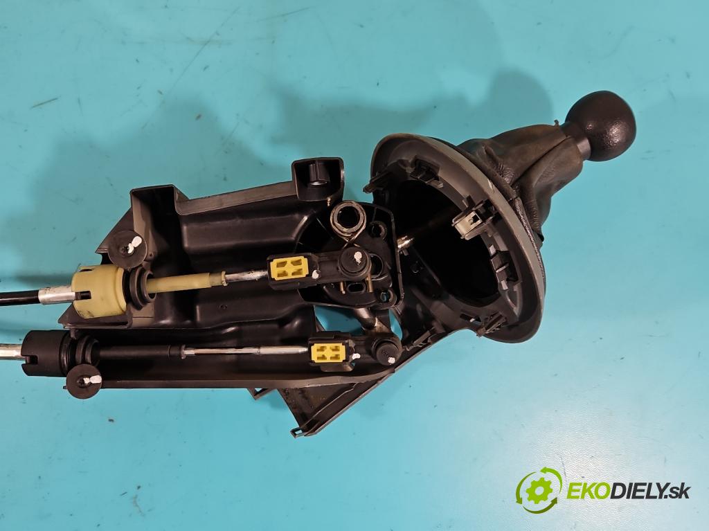 Citroen Berlingo II 2008-2018 1.6 HDi 90 HP manual 66 kW 1560 cm3 5- Páka: Změny: stupeň,rýchlosť  (Rýchlostné páky / kulisy)