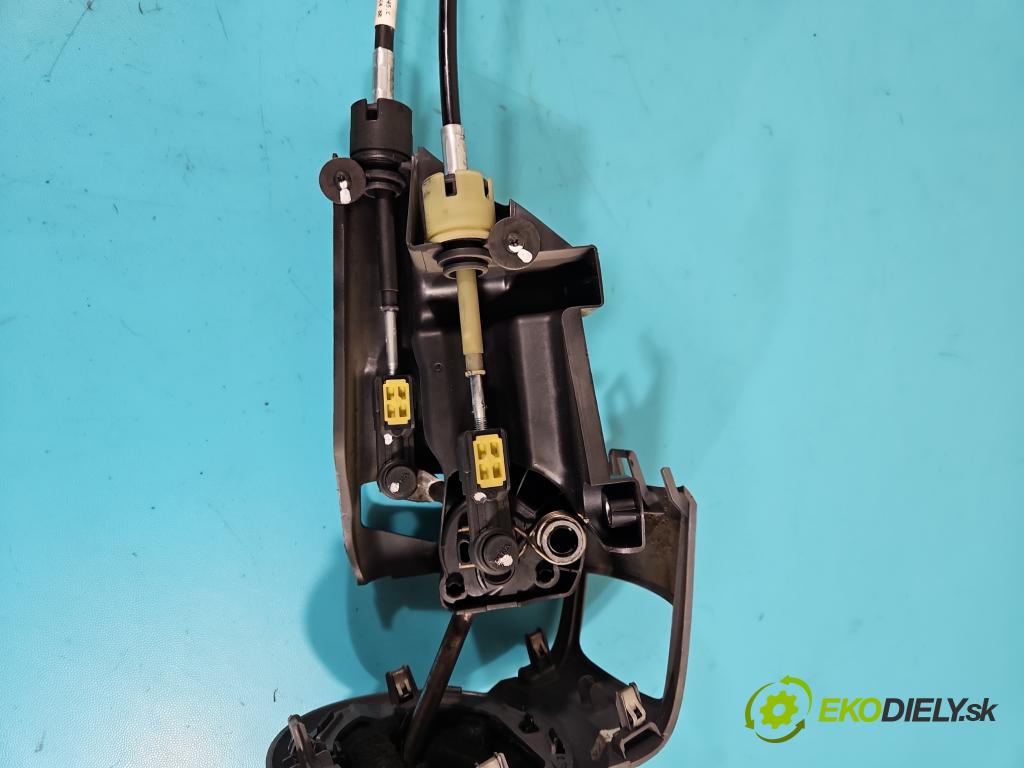 Citroen Berlingo II 2008-2018 1.6 HDi 90 HP manual 66 kW 1560 cm3 5- Páka: Změny: stupeň,rýchlosť  (Rýchlostné páky / kulisy)