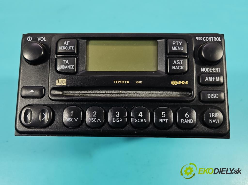 Toyota Rav4 II 2000-2005 2.0 d4d 116 HP manual 85 kW 1995 cm3 5- Radio originál 86120-42130