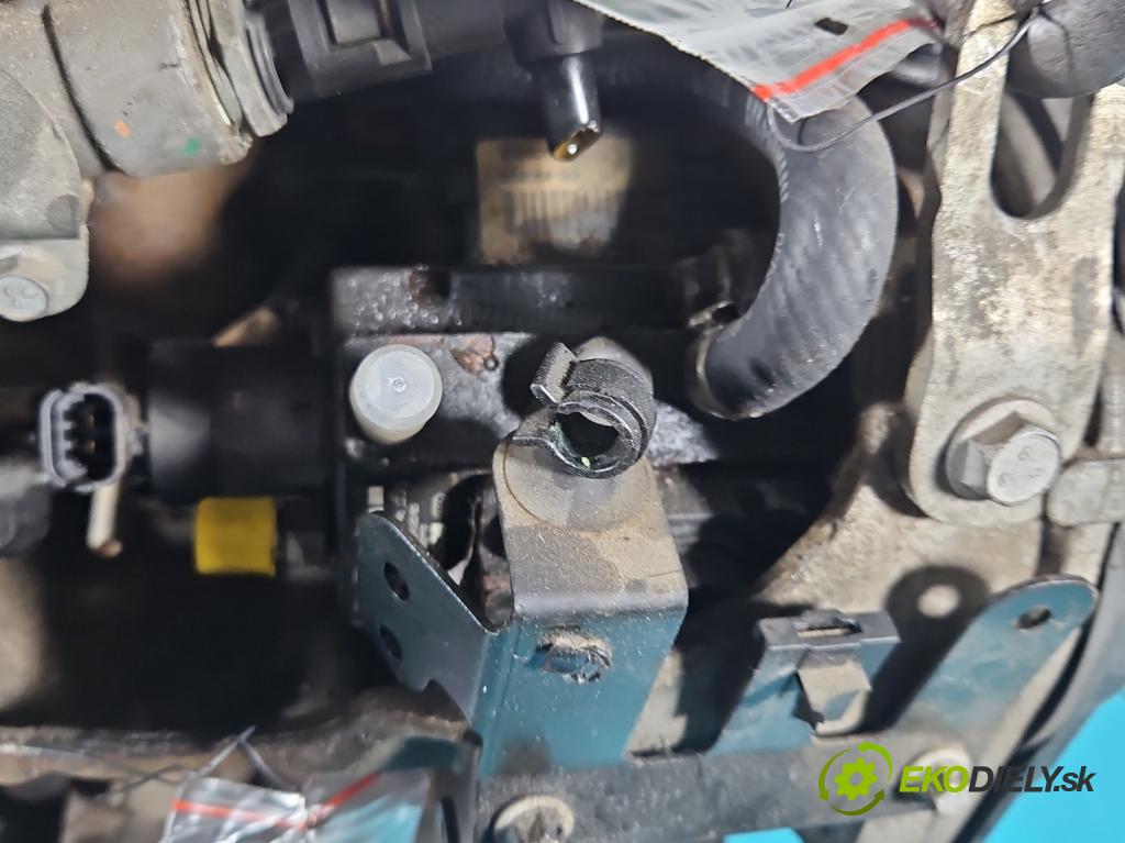 Opel Astra III 2004-2014 1.9 cdti 101 HP manual 74 kW 1910 cm3 5- čerpadlo vstrekovacia 0445010156 (Vstrekovacie čerpadlá)