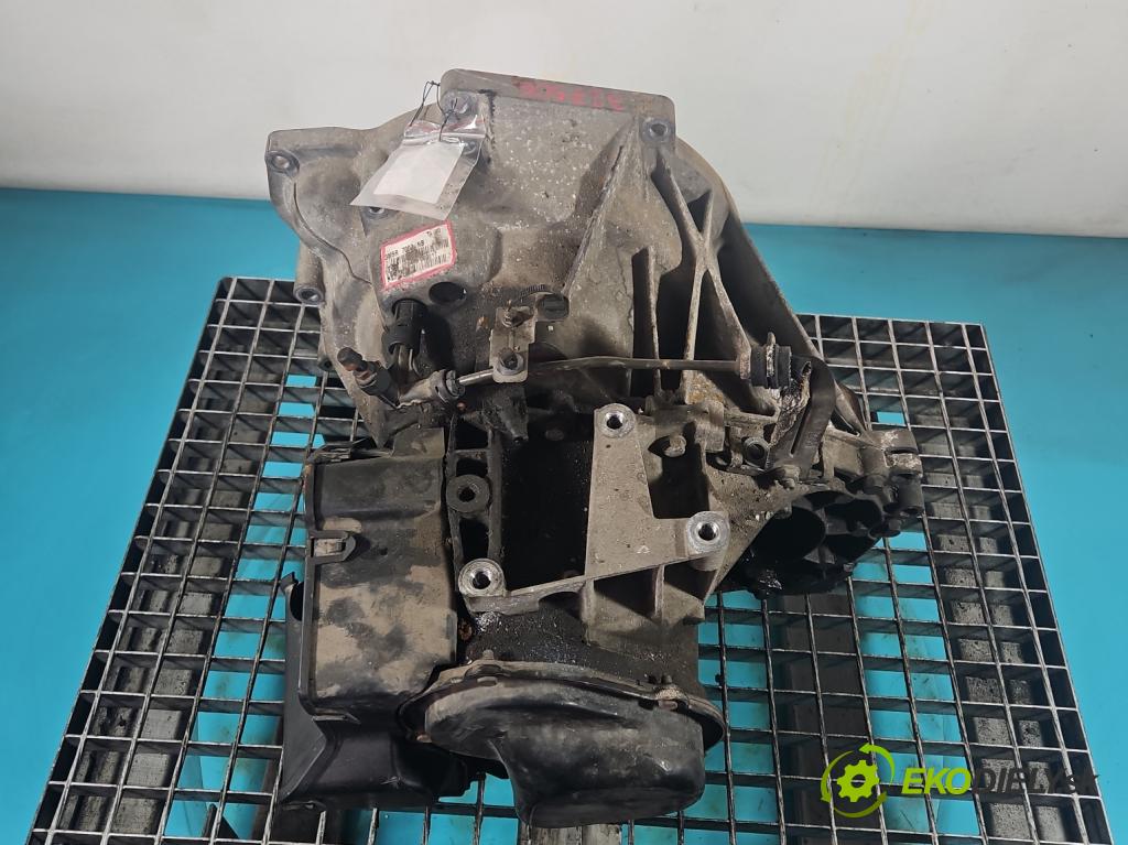 Ford Focus Mk2 2004-2011 1.6 16V 116 HP manual 85 kW 1596 cm3 5- prevodovka stupeň,rýchlosť manual 3M5R 7002 NB