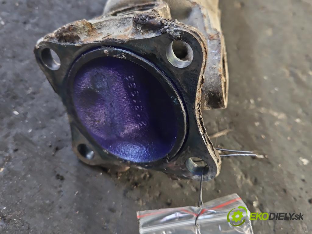 Iveco Daily IV 2006-2014 2.3 HPI 106 HP manual 78 kW 2287 cm3 5- Hřídel: zadné  (Kardaňový hriadeľ)