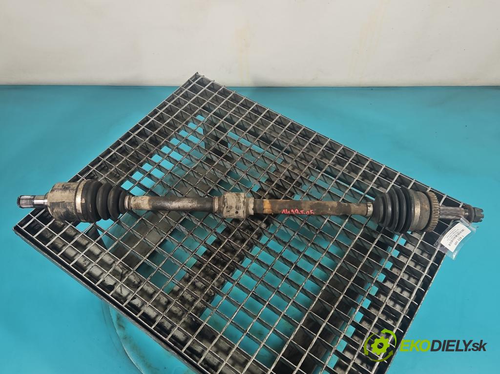 Kia Sportage II 2004-2010 2.0 16V 141 HP manual 104 kW 1975 cm3 5- poloos predné pravé 