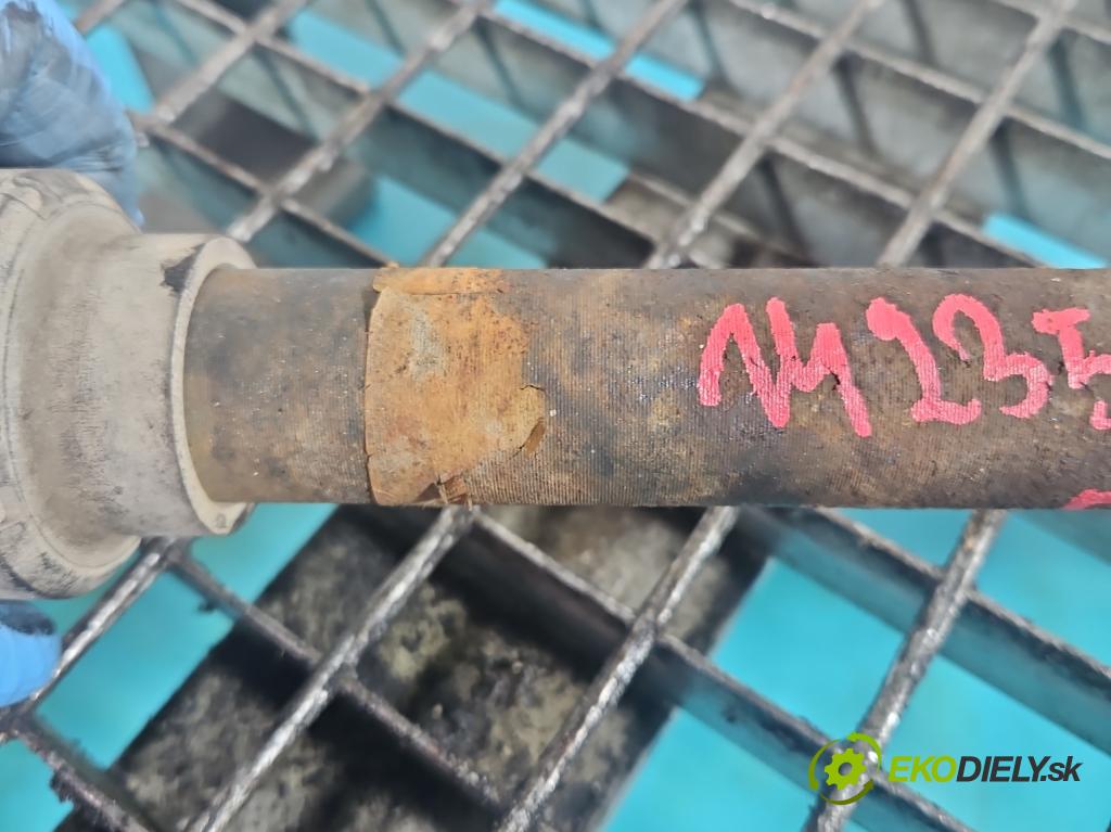 Kia Sportage II 2004-2010 2.0 16V 141 HP manual 104 kW 1975 cm3 5- poloos predné pravé