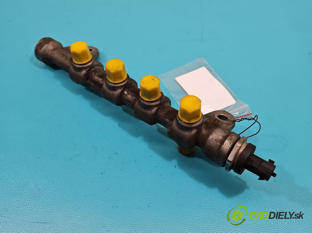 Fiat Doblo II 2010- 1.6 JTD 101 HP manual 74 kW 1598 cm3 5- lišta vstrekovacia 0445214192 (Vstrekovacie lišty)