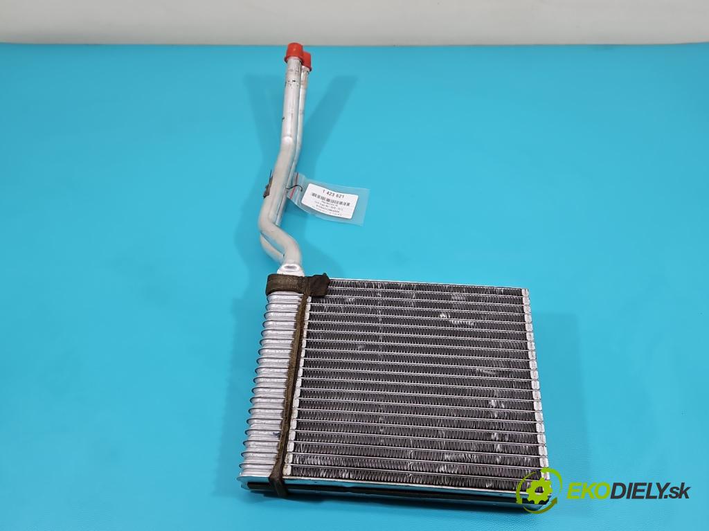 Ford Kuga Mk1 2008-2013 2.0 TDCi 136 HP manual 100 kW 1997 cm3 5- radiator  (Radiátor kúrenia)