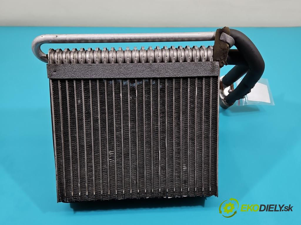 Ford Kuga Mk1 2008-2013 2.0 TDCi 136 HP manual 100 kW 1997 cm3 5- radiator  (Radiátor kúrenia)