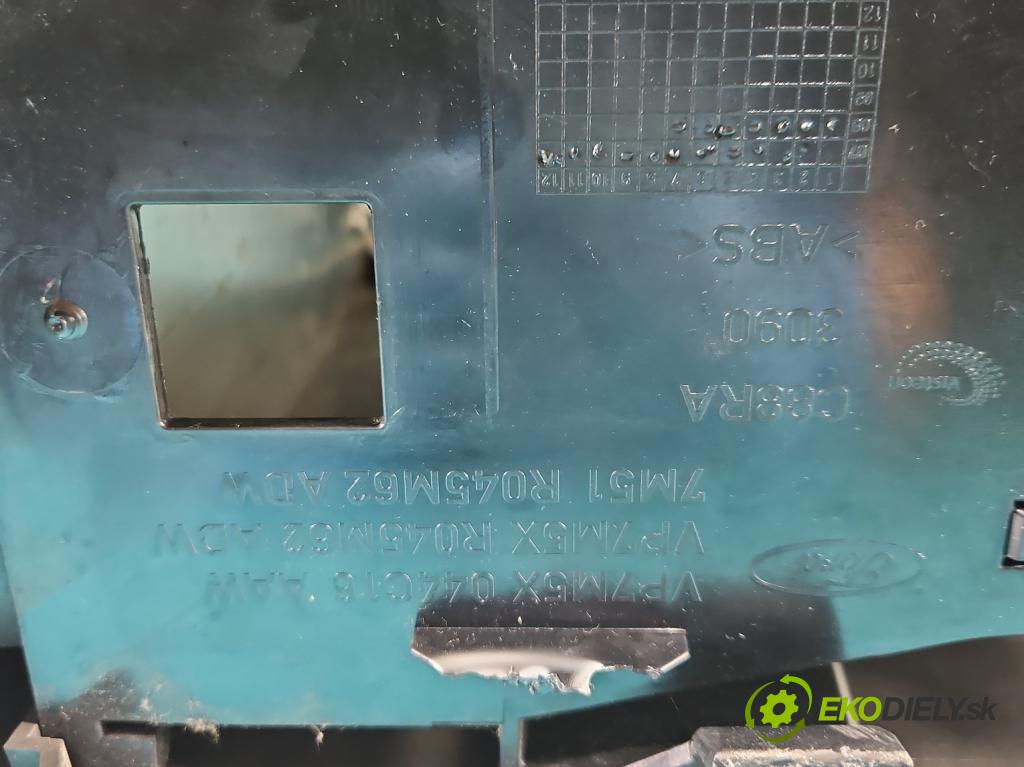 Ford Kuga Mk1 2008-2013 2.0 TDCi 136 HP manual 100 kW 1997 cm3 5- operadlo R045M62 (Lakťové opierky)