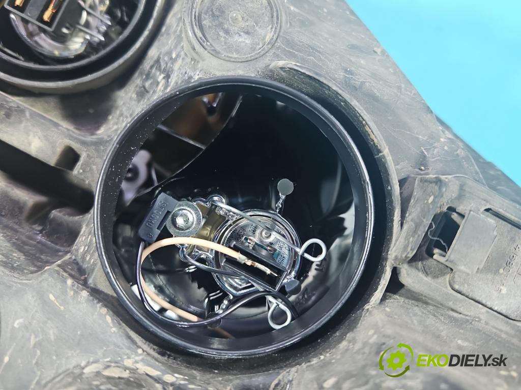 Iveco Daily IV 2006-2014 2.3 HPI 106 HP manual 78 kW 2287 cm3 5- Reflektor: pravý 5801375415 (Pravé)